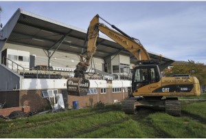 10 Old and Defunct Football Stadiums